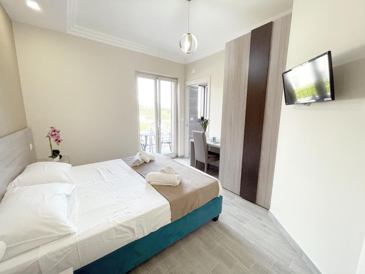 B & B Vilenia Сан-Нікола-Арчелла Екстер'єр фото